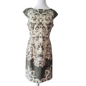 London Times Women's multi Dress
Size 10 Good condition